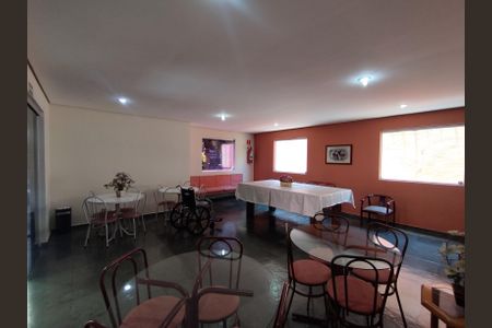 Apartamento para alugar com 55m², 2 quartos e 1 vagaÁrea comum - Salão de festas