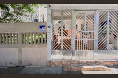 Apartamento à venda com 56m², 2 quartos e 1 vaga Apartamento à venda com 56m², 2 quartos e 1 vagaFachada + Placa