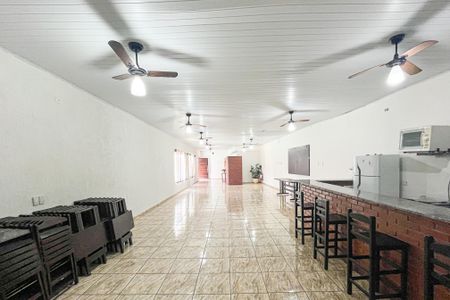 Apartamento para alugar com 50m², 2 quartos e 1 vaga Apartamento para alugar com 50m², 2 quartos e 1 vagaÁrea comum - Salão de festas