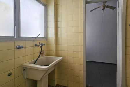 Apartamento para alugar com 80m², 3 quartos e 1 vagaÁrea de serviço 