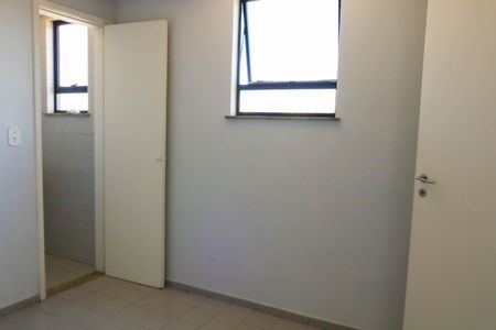Apartamento à venda com 86m², 2 quartos e 2 vagasQuarto de Serviço