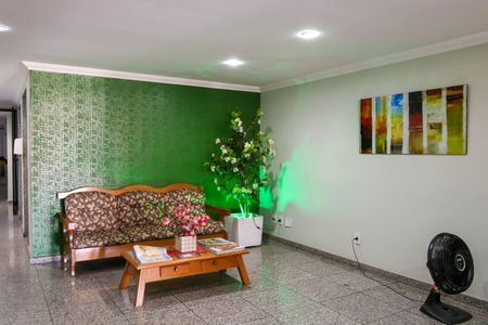 Apartamento à venda com 86m², 2 quartos e 2 vagasPortaria