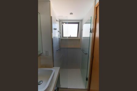 Apartamento para alugar com 120m², 2 quartos e 1 vagaBanheiro da Suíte