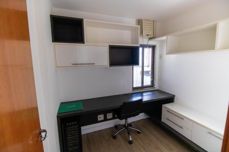 Apartamento para alugar com 120m², 2 quartos e 1 vagaEscritório