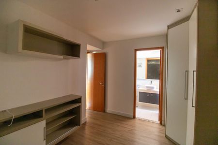 Apartamento para alugar com 120m², 2 quartos e 1 vagaSuíte 