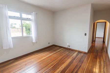 Sala de apartamento à venda com 2 quartos, 70m² em Ipiranga, Belo Horizonte