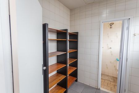 Apartamento à venda com 70m², 2 quartos e 1 vaga Apartamento à venda com 70m², 2 quartos e 1 vagaÁrea de Serviço