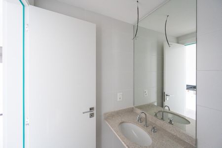 Banheiro Social de kitnet/studio à venda com 1 quarto, 27m² em Vila Clementino, São Paulo