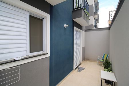 Apartamento para alugar com 56m², 2 quartos e sem vagaQuintal