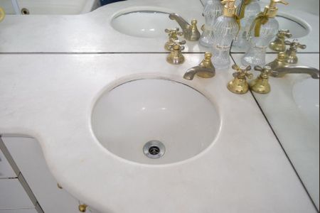 Apartamento para alugar com 75m², 2 quartos e 2 vagasBanheiro