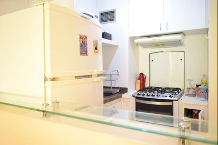 Apartamento para alugar com 75m², 2 quartos e 2 vagasCozinha