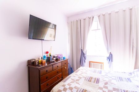 Apartamento à venda com 76m², 2 quartos e 1 vagaQuarto 