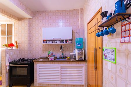 Apartamento à venda com 76m², 2 quartos e 1 vagaCozinha