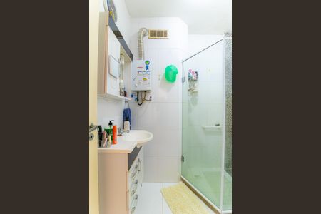 Apartamento à venda com 76m², 2 quartos e 1 vagaBanheiro