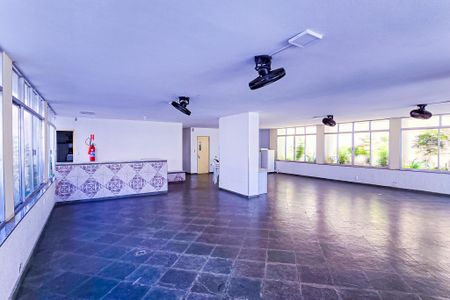 Apartamento à venda com 76m², 2 quartos e 1 vagaÁrea comum - Salão de festas