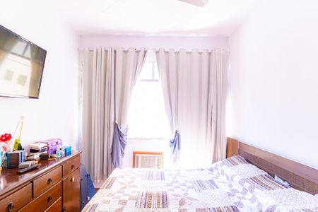 Apartamento à venda com 76m², 2 quartos e 1 vagaQuarto 