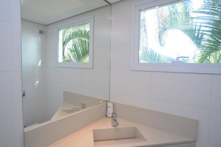 Casa de condomínio à venda com 850m², 4 quartos e 6 vagasBanheiro Suíte 2