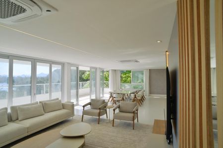 Casa de condomínio à venda com 850m², 4 quartos e 6 vagasSala 1