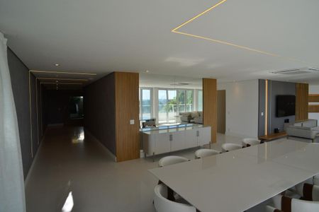 Casa de condomínio à venda com 850m², 4 quartos e 6 vagasSala 1