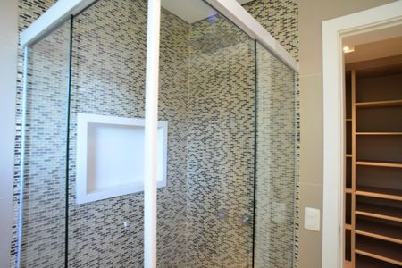 Casa de condomínio à venda com 850m², 4 quartos e 6 vagasBanheiro Suíte 1