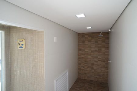 Casa de condomínio à venda com 850m², 4 quartos e 6 vagasDucha