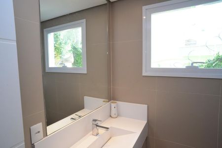 Casa de condomínio à venda com 850m², 4 quartos e 6 vagasBanheiro Suíte 1