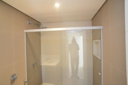 Casa de condomínio à venda com 850m², 4 quartos e 6 vagasBanheiro Suíte 3