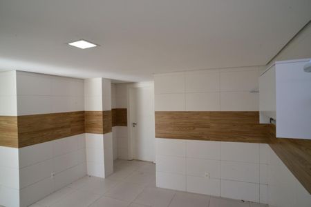 Casa de condomínio à venda com 850m², 4 quartos e 6 vagasLavanderia