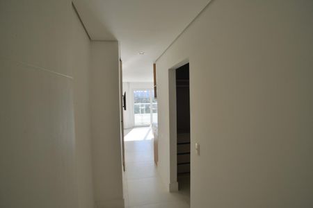 Casa de condomínio à venda com 850m², 4 quartos e 6 vagasSuíte 2