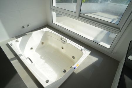 Casa de condomínio à venda com 850m², 4 quartos e 6 vagasBanheiro Suíte Principal