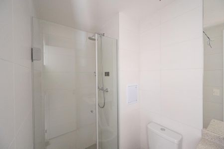 Banheiro Social de kitnet/studio à venda com 1 quarto, 27m² em Vila Clementino, São Paulo
