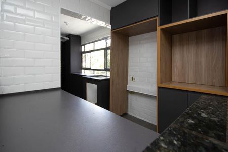 Apartamento à venda com 92m², 3 quartos e 2 vagasCozinha e Área de Serviço