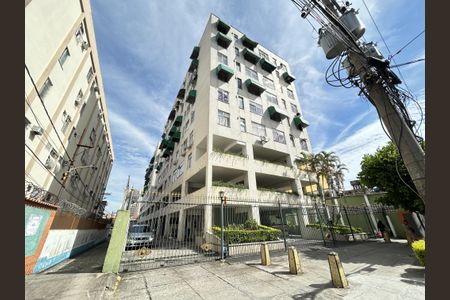 Apartamento à venda com 65m², 2 quartos e 1 vagaFachada
