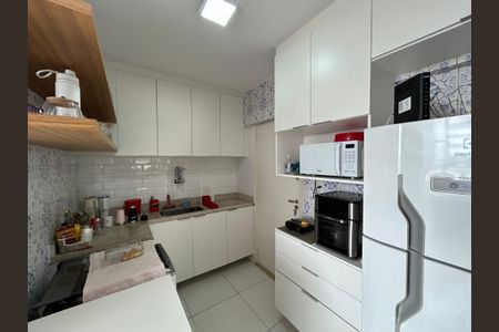 Apartamento à venda com 65m², 2 quartos e 1 vagaCozinha