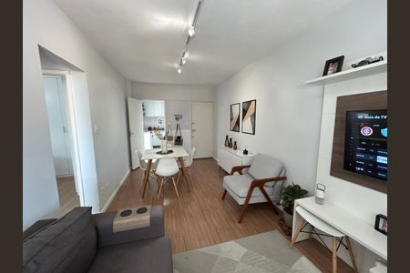 Apartamento à venda com 65m², 2 quartos e 1 vagaSala