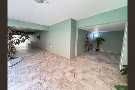 Apartamento à venda com 65m², 2 quartos e 1 vagaHall de entrada