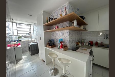 Apartamento à venda com 65m², 2 quartos e 1 vagaCozinha