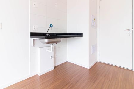 Cozinha de kitnet/studio à venda com 1 quarto, 32m² em Pompeia, São Paulo