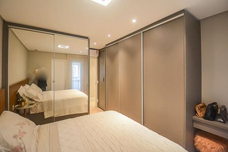 Apartamento à venda com 92m², 3 quartos e 2 vagasQuarto 2 - Suíte