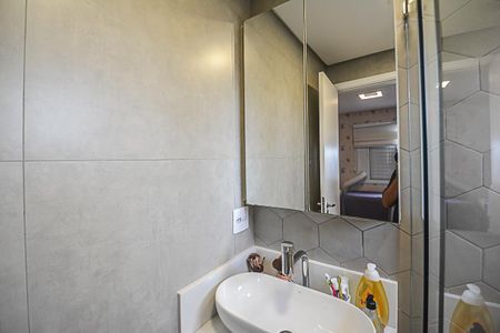 Apartamento à venda com 92m², 3 quartos e 2 vagasBanheiro da Suíte