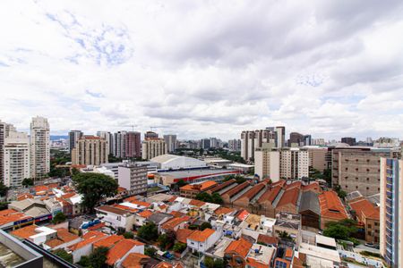 Vista Varanda de kitnet/studio para alugar com 1 quarto, 32m² em Pompeia, São Paulo