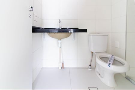 Apartamento para alugar com 32m², 1 quarto e sem vagaBanheiro da Suíte