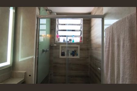 Apartamento à venda com 136m², 2 quartos e 2 vagasBanheiro da Suíte 