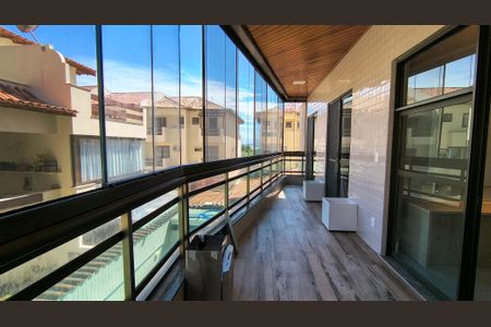 Apartamento à venda com 92m², 3 quartos e 2 vagas Apartamento à venda com 92m², 3 quartos e 2 vagasVaranda