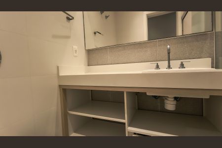 Apartamento à venda com 92m², 3 quartos e 2 vagas Apartamento à venda com 92m², 3 quartos e 2 vagasBanheiro Social