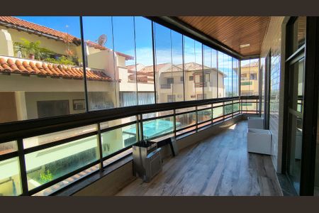 Apartamento à venda com 92m², 3 quartos e 2 vagas Apartamento à venda com 92m², 3 quartos e 2 vagasVaranda