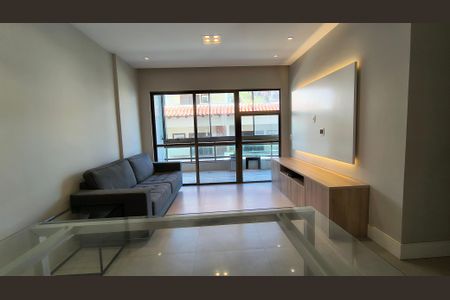 Apartamento à venda com 92m², 3 quartos e 2 vagas Apartamento à venda com 92m², 3 quartos e 2 vagasSala