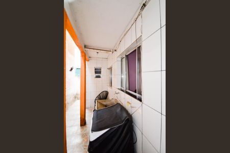 Casa à venda com 150m², 2 quartos e 2 vagasEdícula - Área de Serviço 