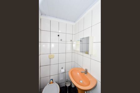 Casa à venda com 150m², 2 quartos e 2 vagasEdícula - Banheiro do Quarto 1 - Suíte