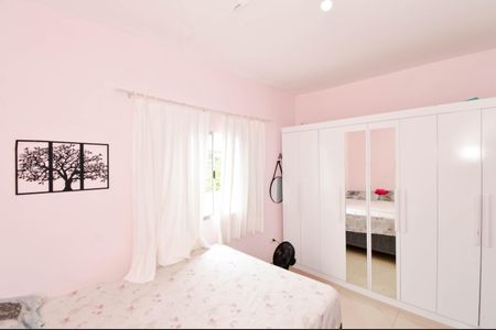 Casa à venda com 150m², 2 quartos e 2 vagasEdícula - Quarto 2